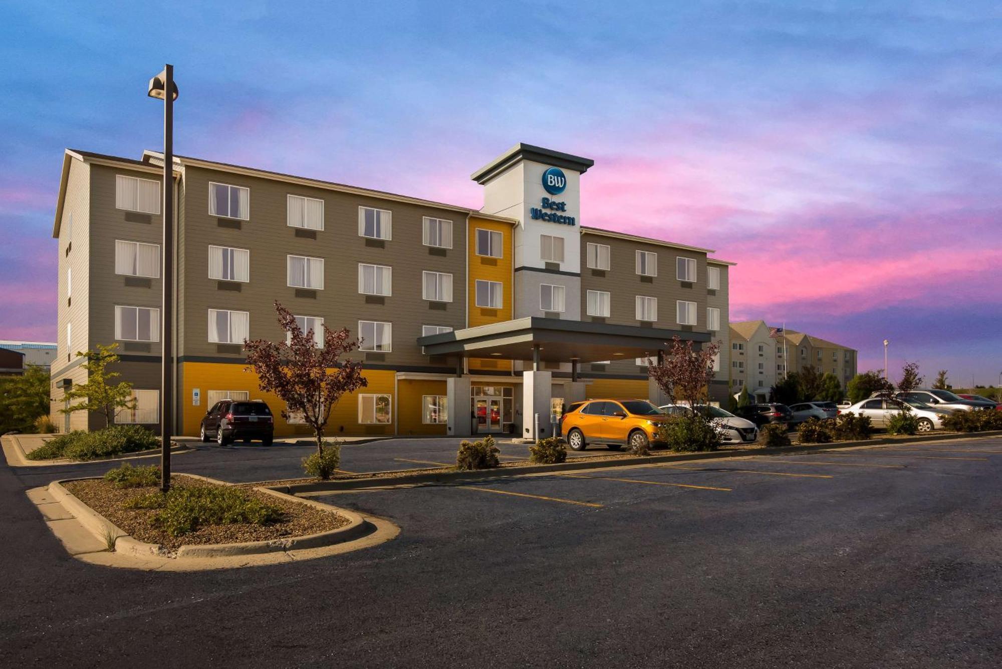 Best Western Roosevelt Place Bismarck Buitenkant foto