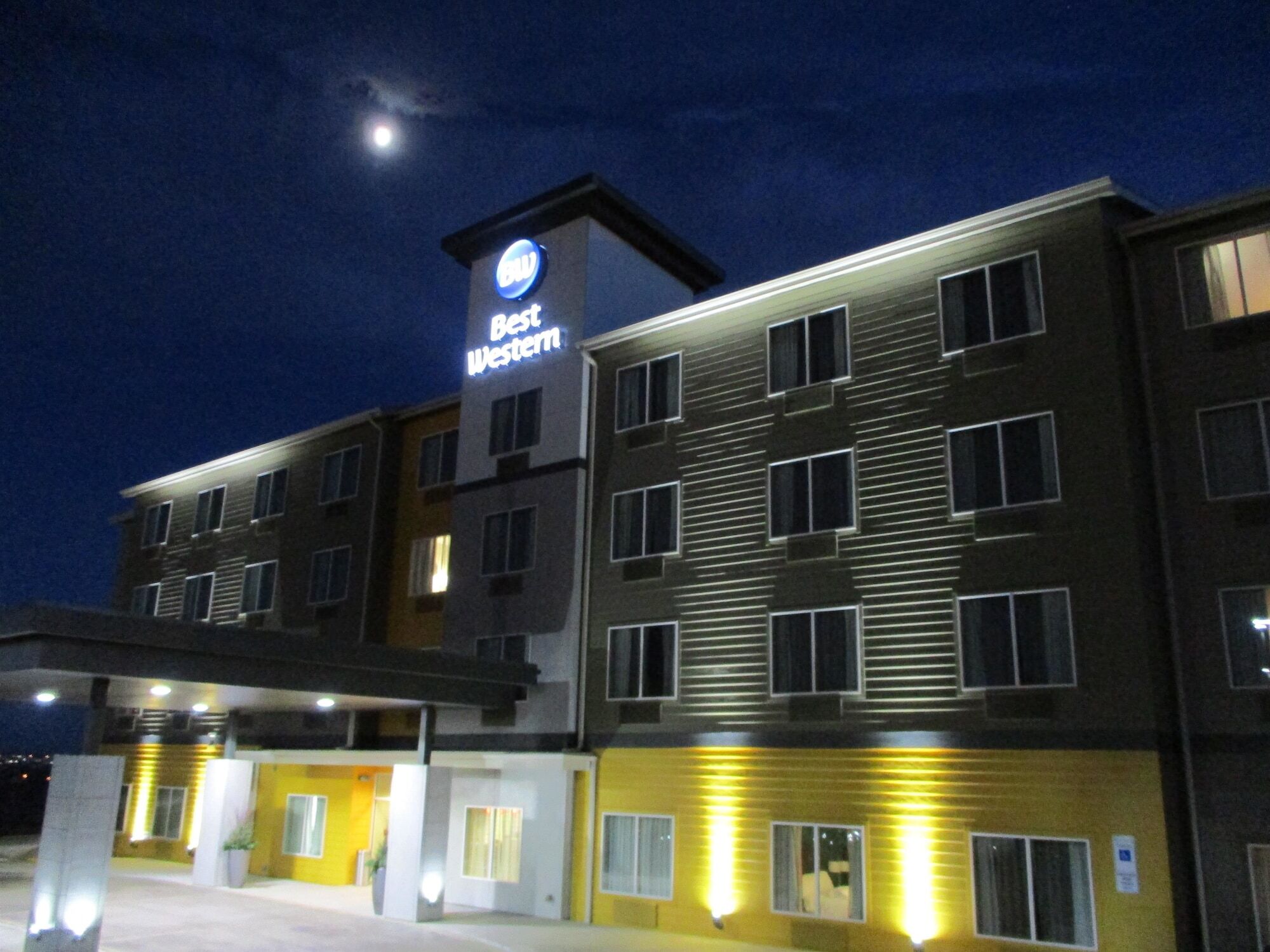 Best Western Roosevelt Place Bismarck Buitenkant foto